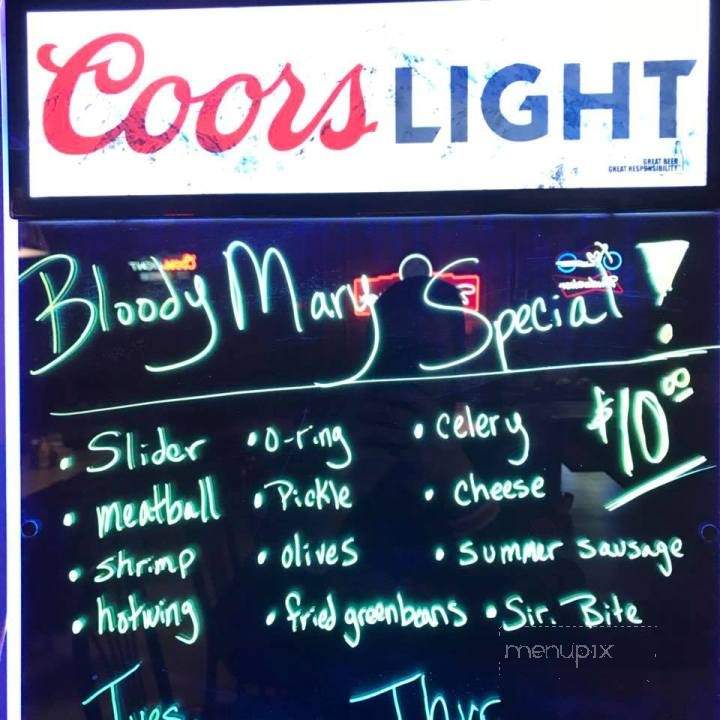 Spoonies Bar & Grill - London Mills, IL menu_pic