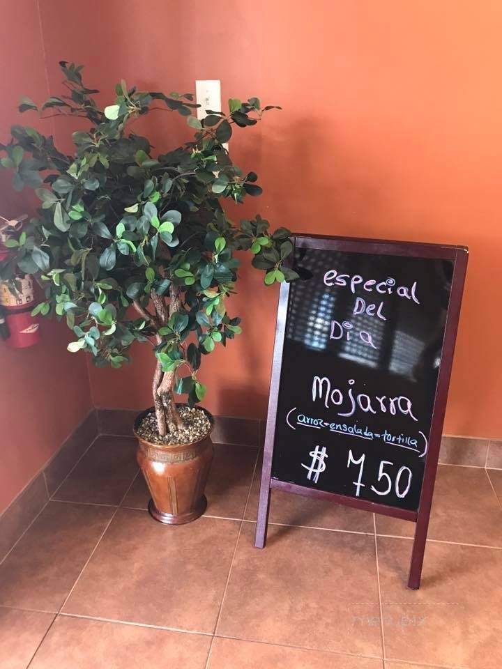 Buffet de Pupusas Salvadorean Kitchen - Houston, TX menu_pic