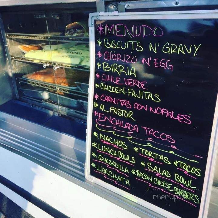 Claudia's Classic Delight - Bakersfield, CA menu_pic