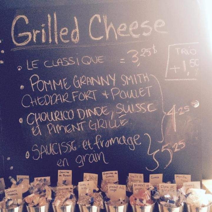 Le Petit Coin - Montreal, QC menu_pic