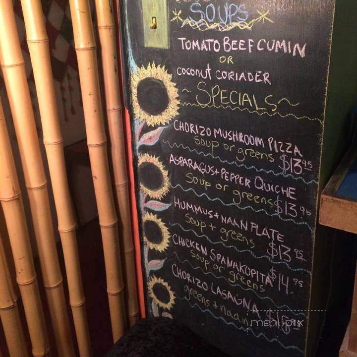Queen B's - Charlotte, BC menu_pic