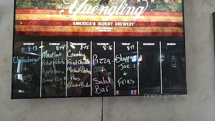 Creek-Side Drive 'n' Go - Versailles, OH menu_pic