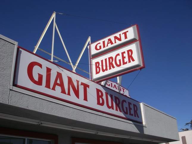 /511582/Giant-Burger-Reno-NV - Reno, NV