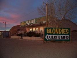 Blondie's Eatery & Gift photo