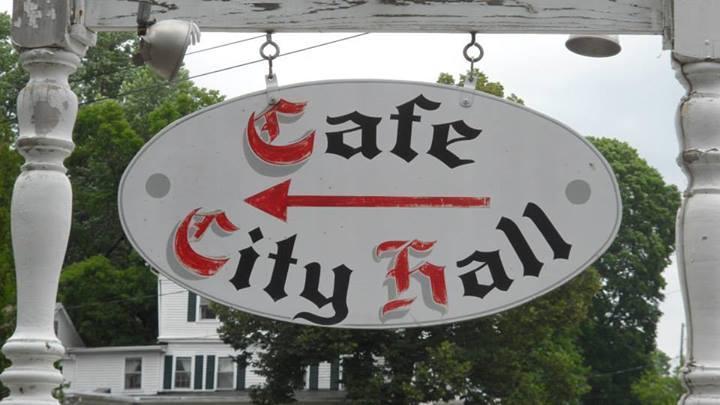 Cafe City Hall photo