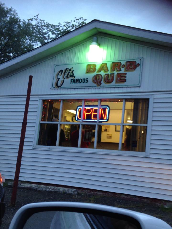 Photos for Eli's Famous Bar-B-Que, Youngstown, OH 44505 | MenuPix