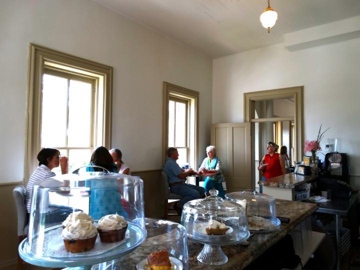 Mayfield Cafe photo, Marble Hill MO Big Image