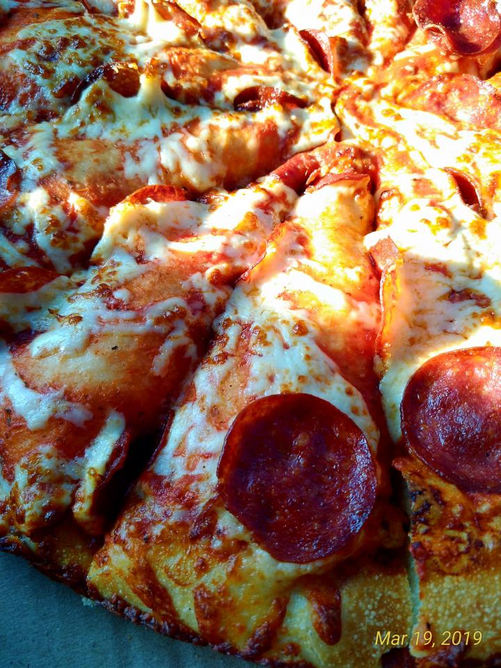 Pizza Hut photo, Chatham ON Big Image